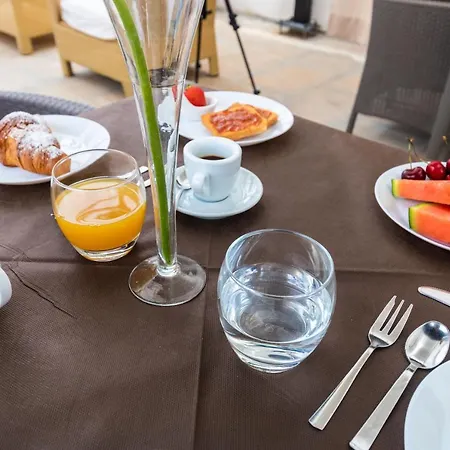 Palazzo Montagna Bed & Breakfast